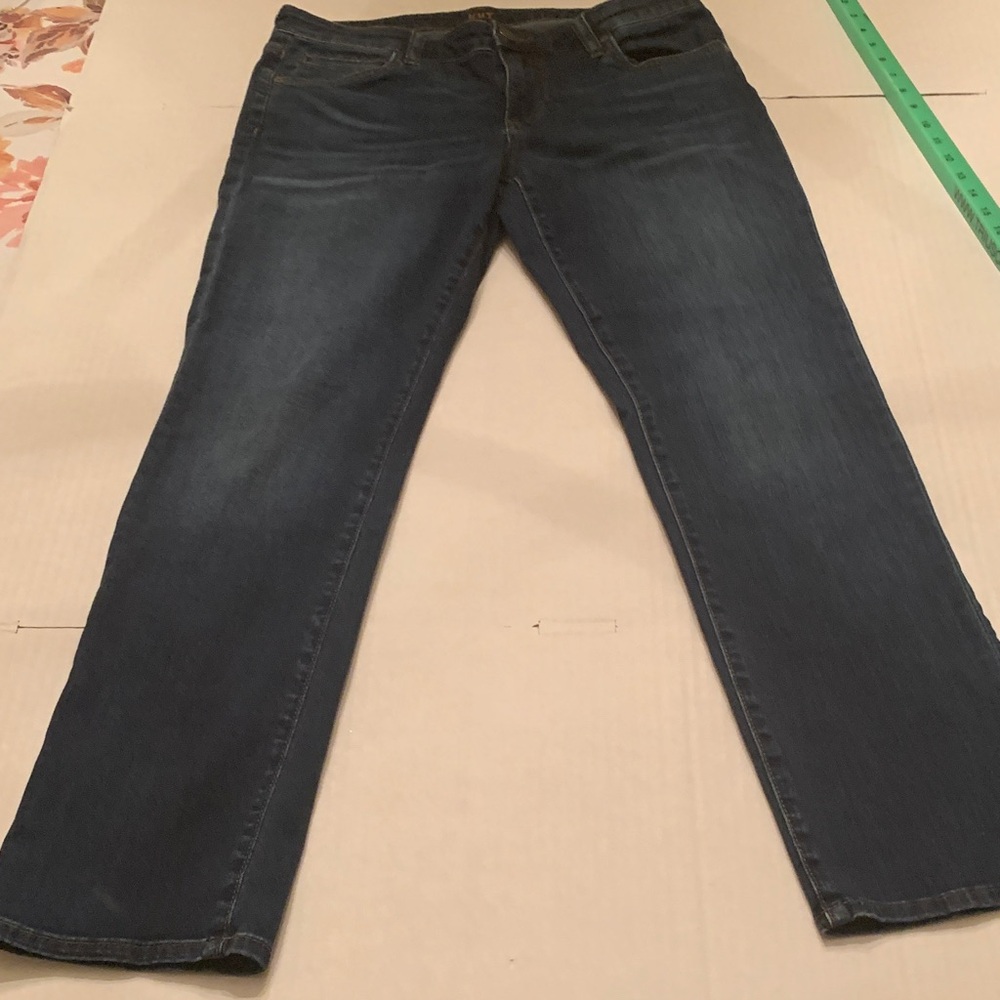 KUT from the Kloth Women’s Boyfriend dark denim Jeans size 6